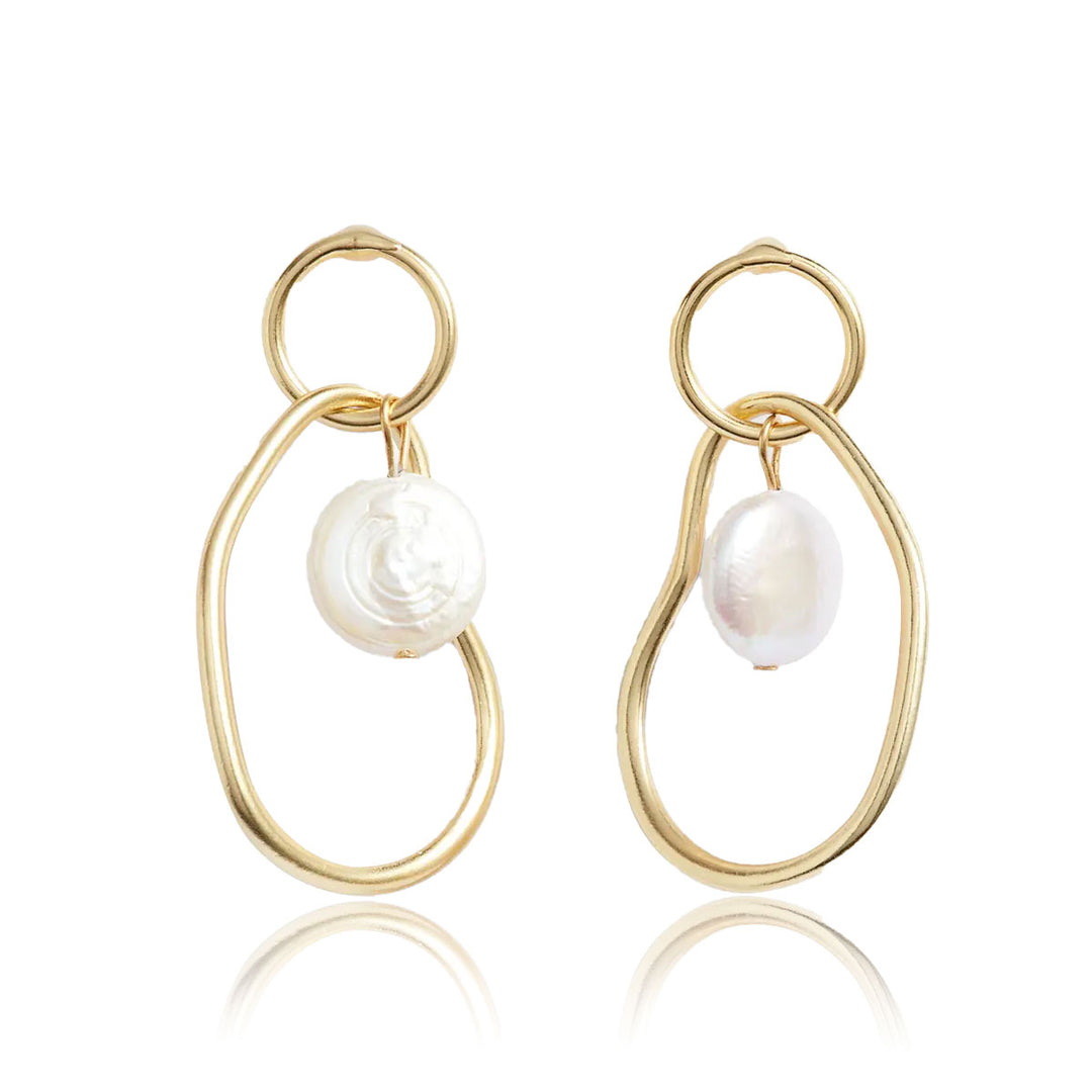 Organic link and flat pearl drop earrings - Karine Sultan