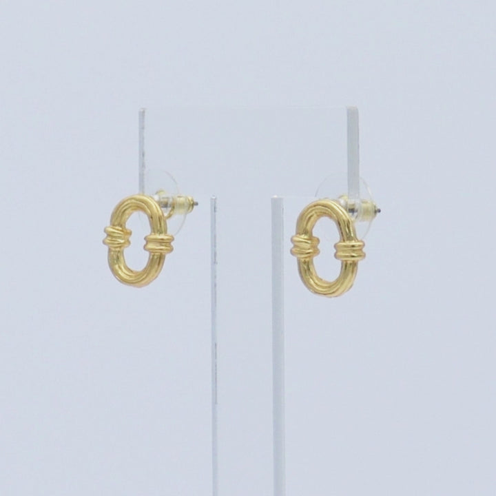 Hollow Frame Stud Earrings